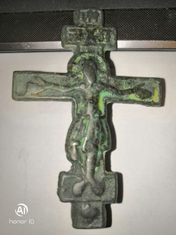 Крест накладной примерно 16 век